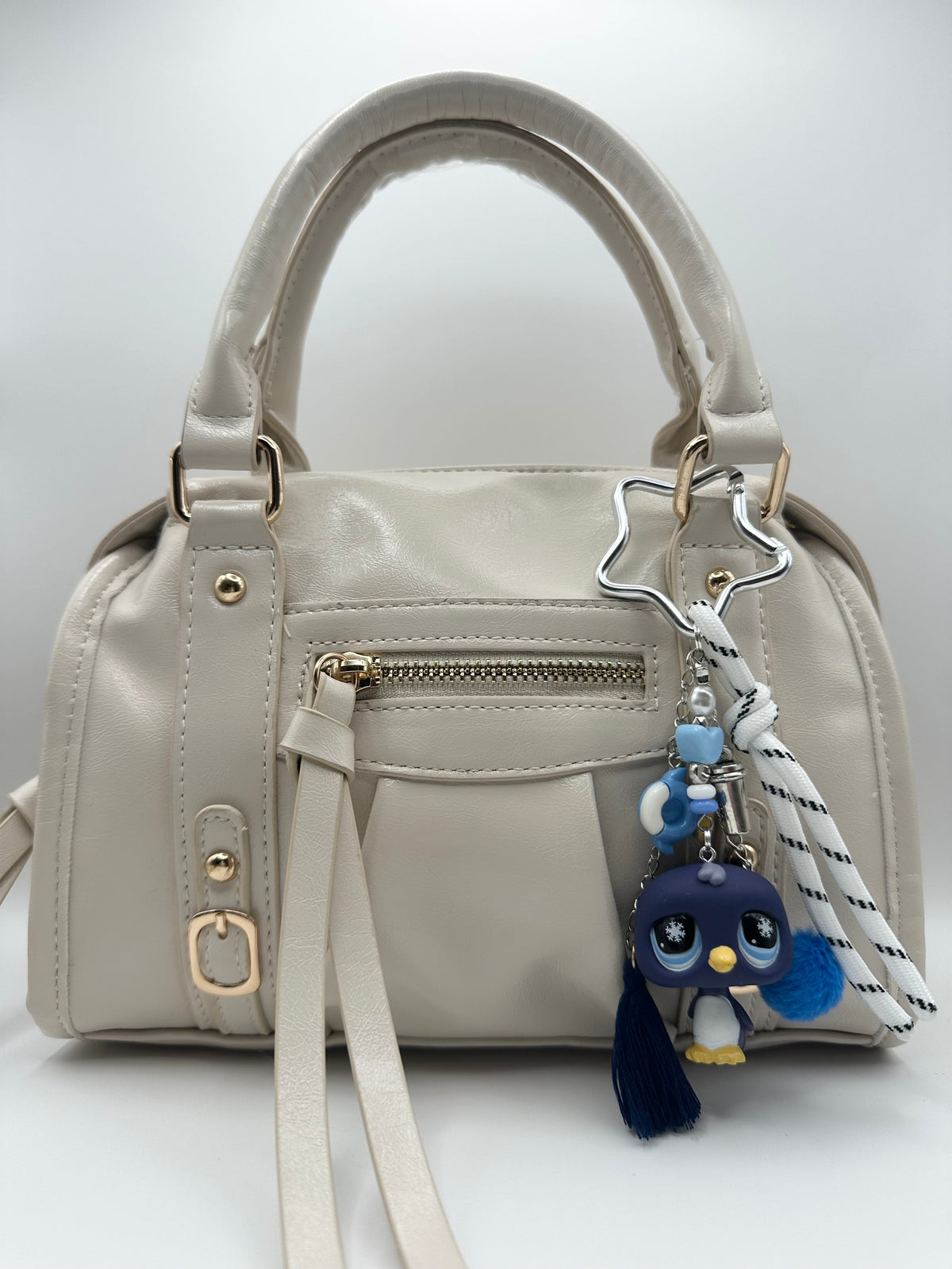 Porte-clés pingouin bleu marine et blanc Lolipets Memories